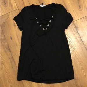 Black tee